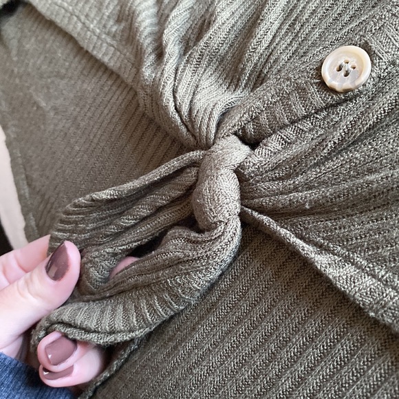 Garage Ribbed Tied Long Sleeve - Picture 3 of 3